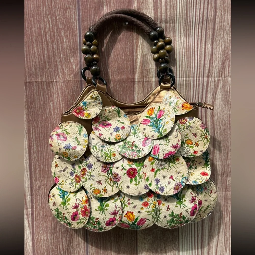 Floral circle patchwork fall boho cottage purse beaded handle hobo